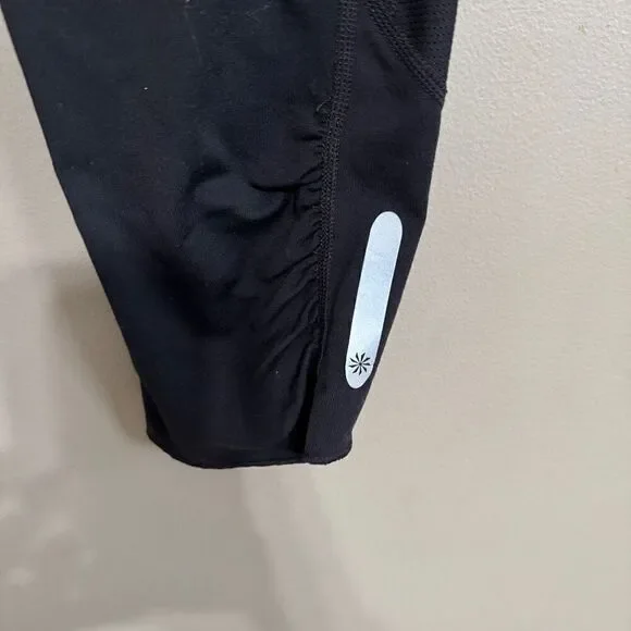 Athleta Acceleration 2in1 Women's Black Skirted Capri Leggings size small - Picture 4 of 8